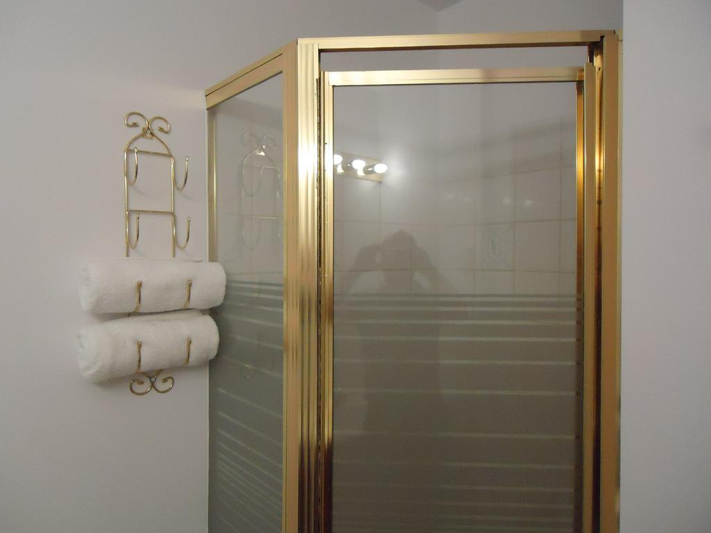 Auberge Familiale La Veranda Trois-Rivieres Ngoại thất bức ảnh