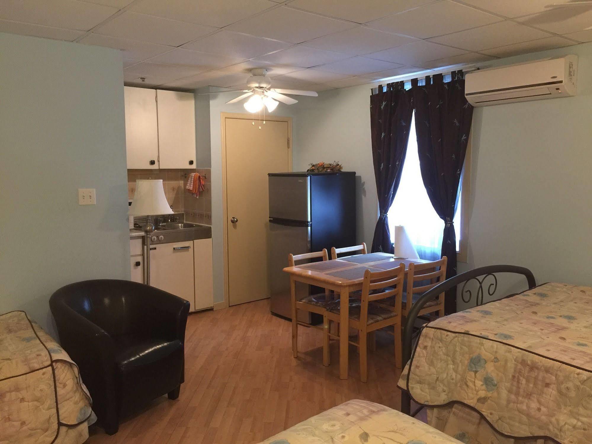 Auberge Familiale La Veranda Trois-Rivieres Ngoại thất bức ảnh