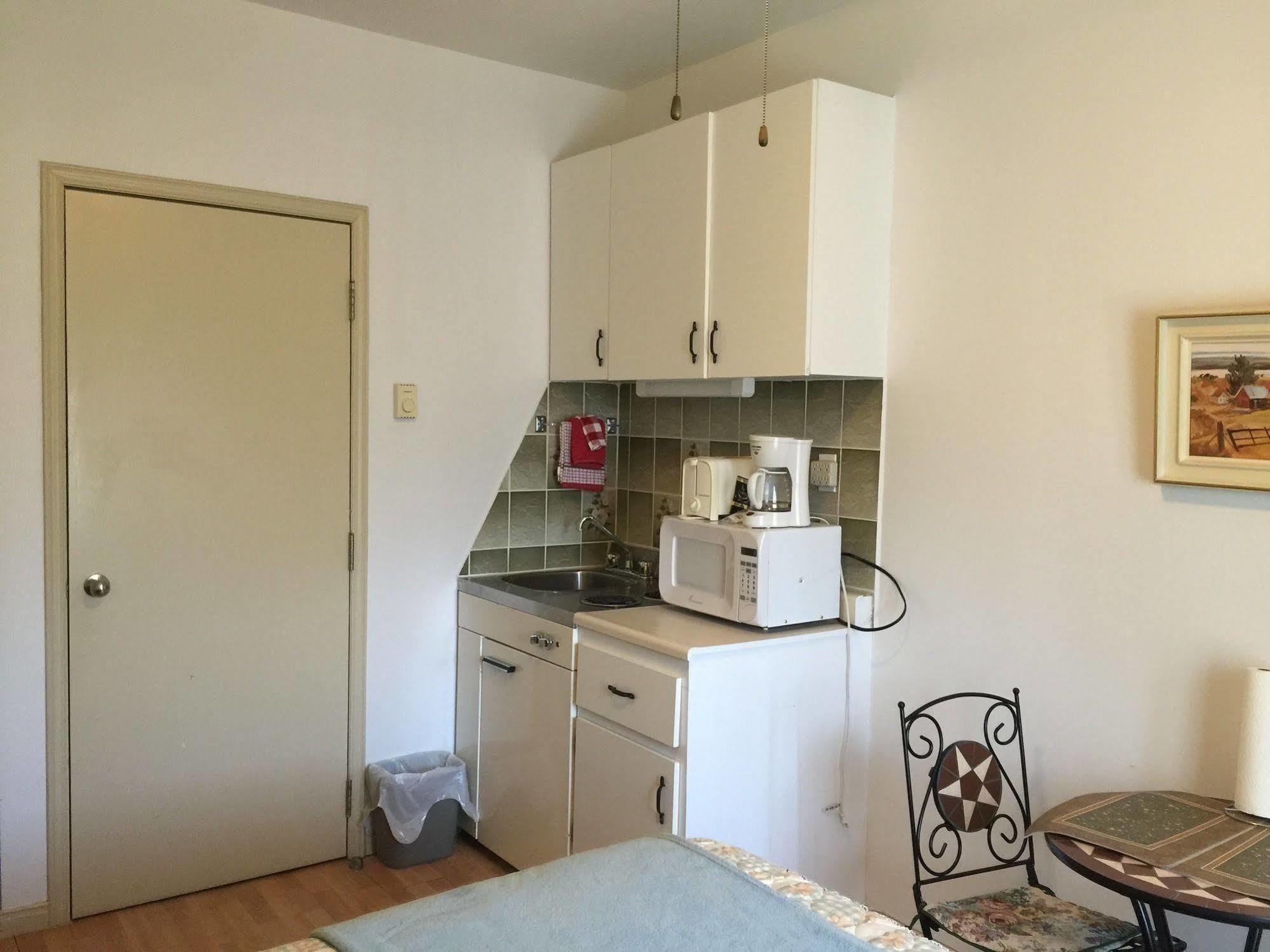 Auberge Familiale La Veranda Trois-Rivieres Ngoại thất bức ảnh